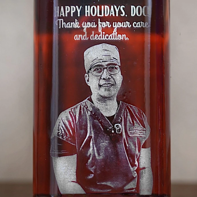 Photo engraving on bottle