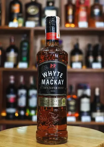 Whyte and Mackay 700ml